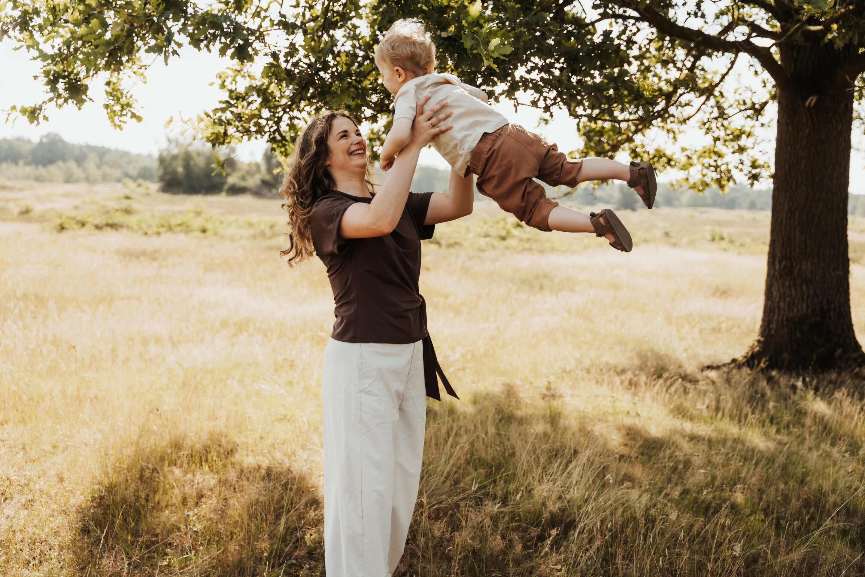 gezinsfotoshoot-nijmegen-familiefotoshoot-uden-fotograaf